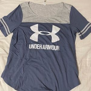 Under Armour T-shirt
